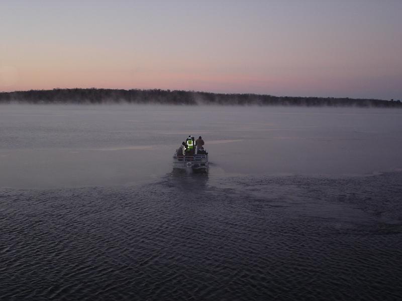 Breaking Ice 11-27-2007 002